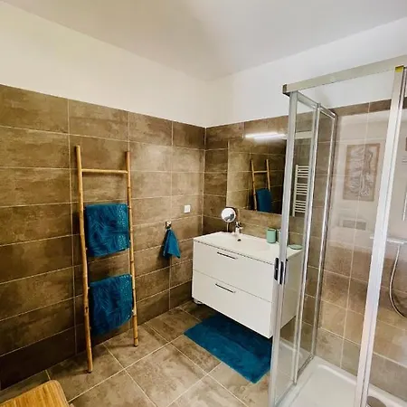 Ajaccio T2 grand standing neuf - centre ville et plages - 4 personnes - parking privé Exterior foto