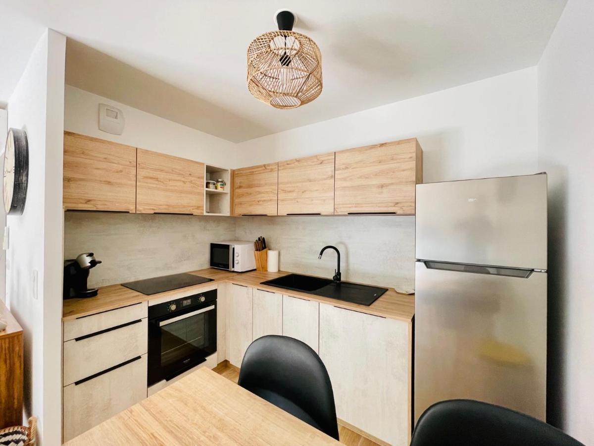 Ajaccio T2 Grand Standing Neuf - Centre Et Plages - 4 Personnes - Parking Privé * Ajaccio (Corsica)